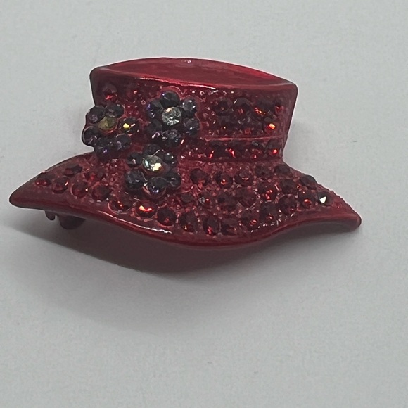 Red hat society vintage brooch bundle